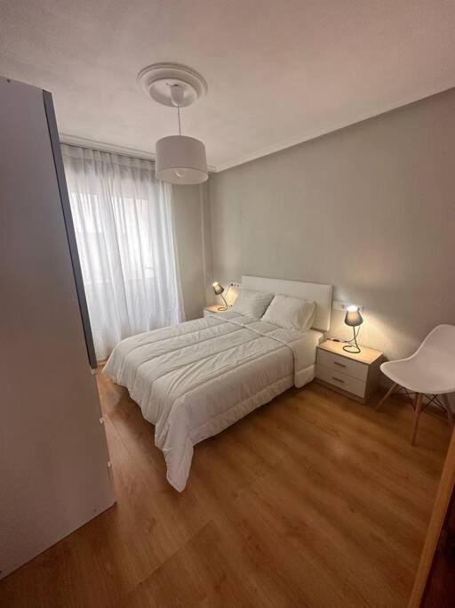 Apartamento 180a Apartamento En Cimadevilla