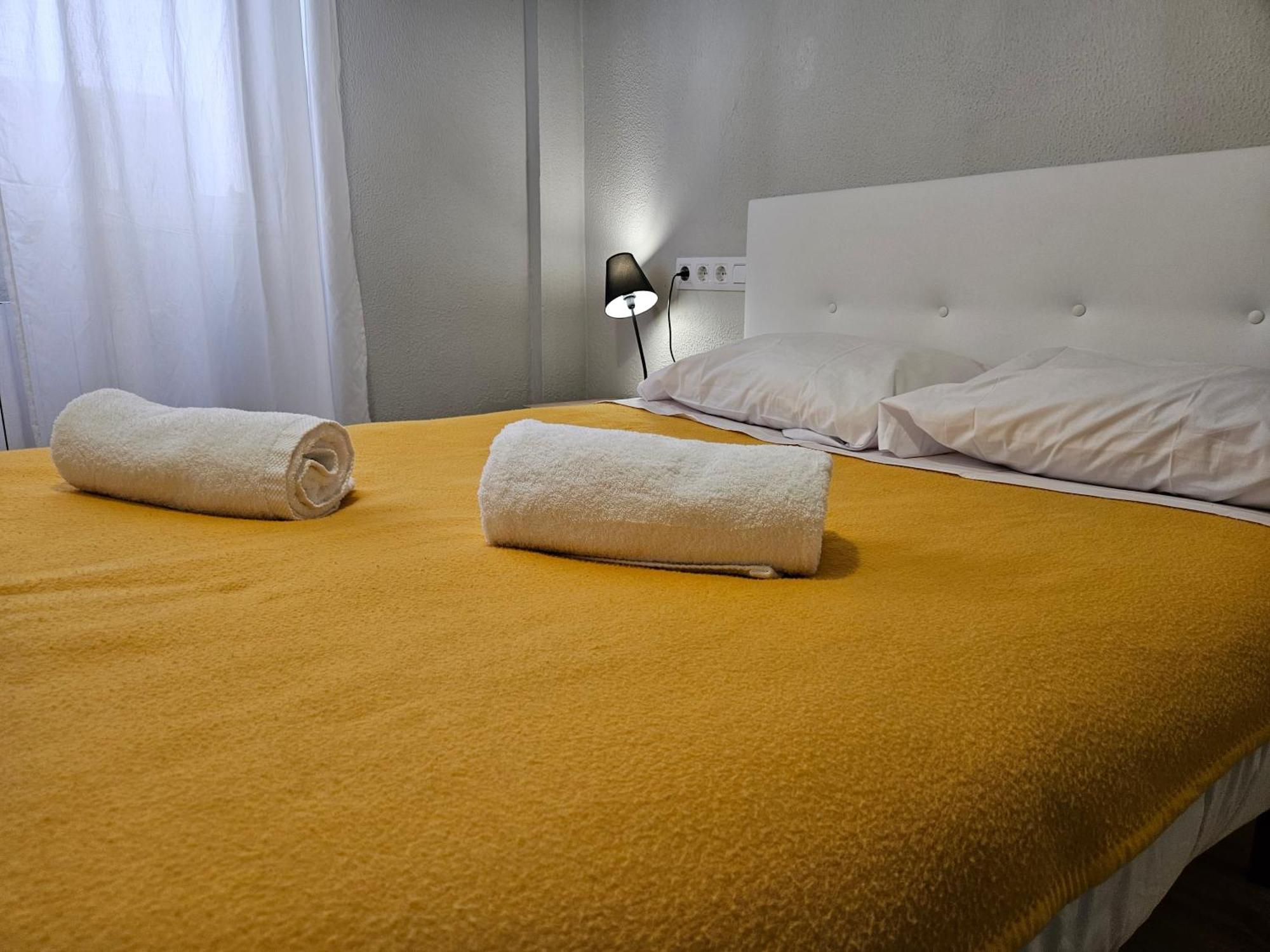 180a Apartamento En Cimadevilla * Gijón
