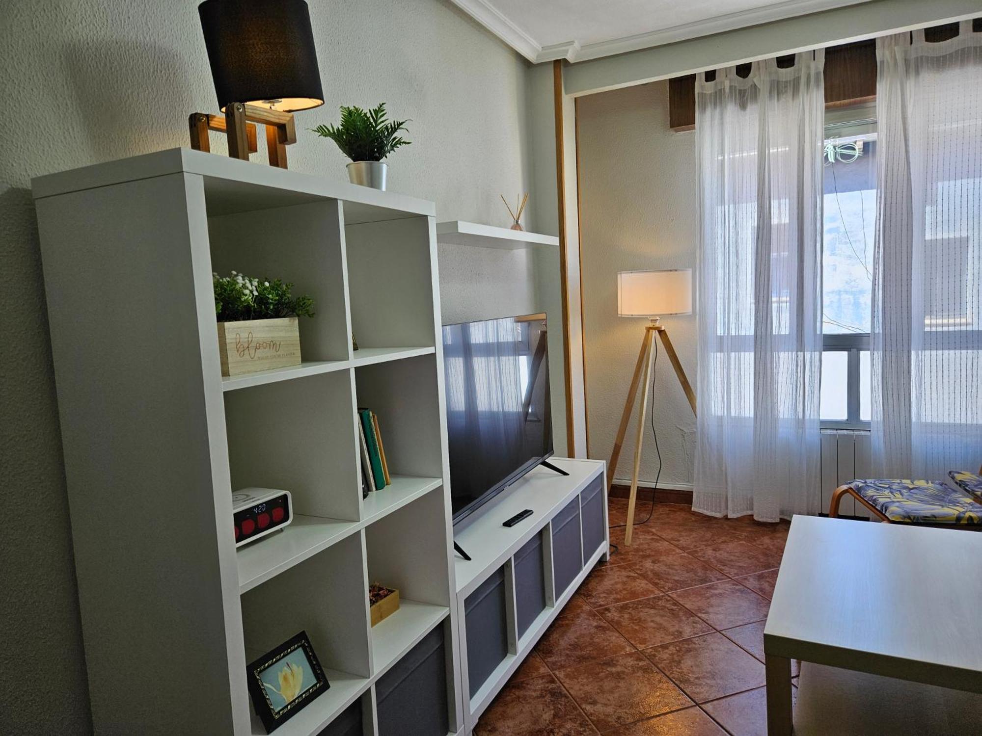 180a Apartamento En Cimadevilla Apartamento
